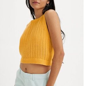 Levi's Yellow Cropped Knit Sweater‎ Vest